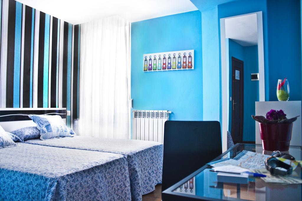 Pr Plaza De Galicia Hotell Santiago de Compostela Exteriör bild